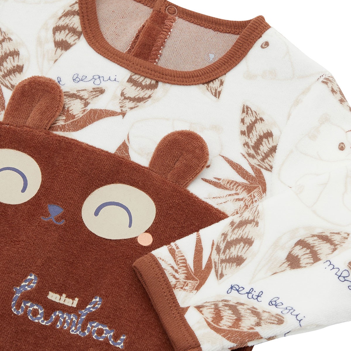 Pyjama bébé en velours contenant du coton bio Monbassa zoom