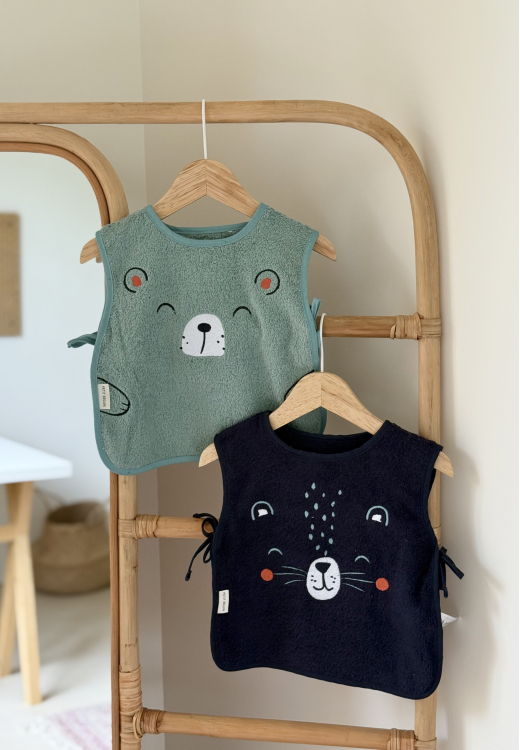 Lot de 2 bavoirs bébé en éponge Cédric
