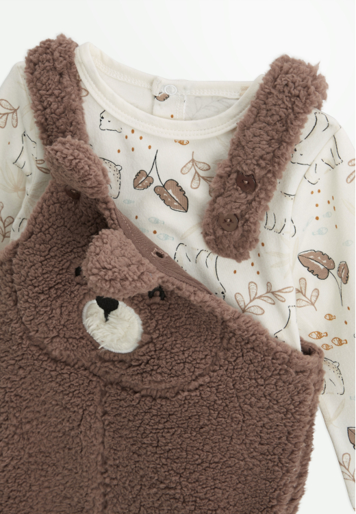 Ensemble salopette bébé en sherpa et t-shirt Câlins